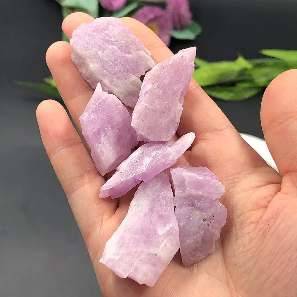 1pc Random Purple Spodumene Kunzite Raw Natural Stone Rough Quartz Crystal Specimen Mineral Healing Home Decoration Gemstone