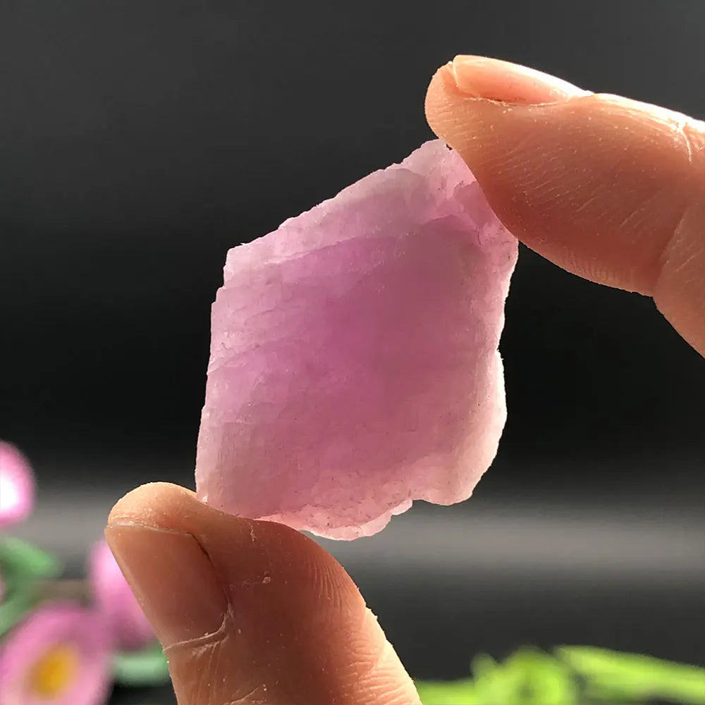 1pc Random Purple Spodumene Kunzite Raw Natural Stone Rough Quartz Crystal Specimen Mineral Healing Home Decoration Gemstone