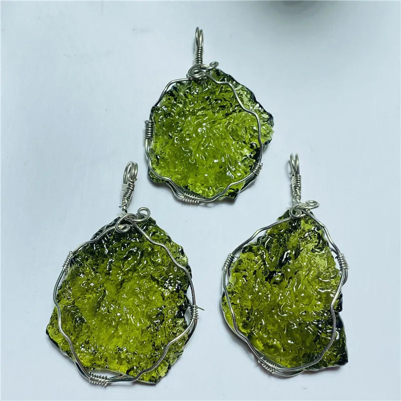 High Quality Moldavite Czech Meteorite Mineral Specimen Spiritual Healing Aerolite Crystal Energy Stone