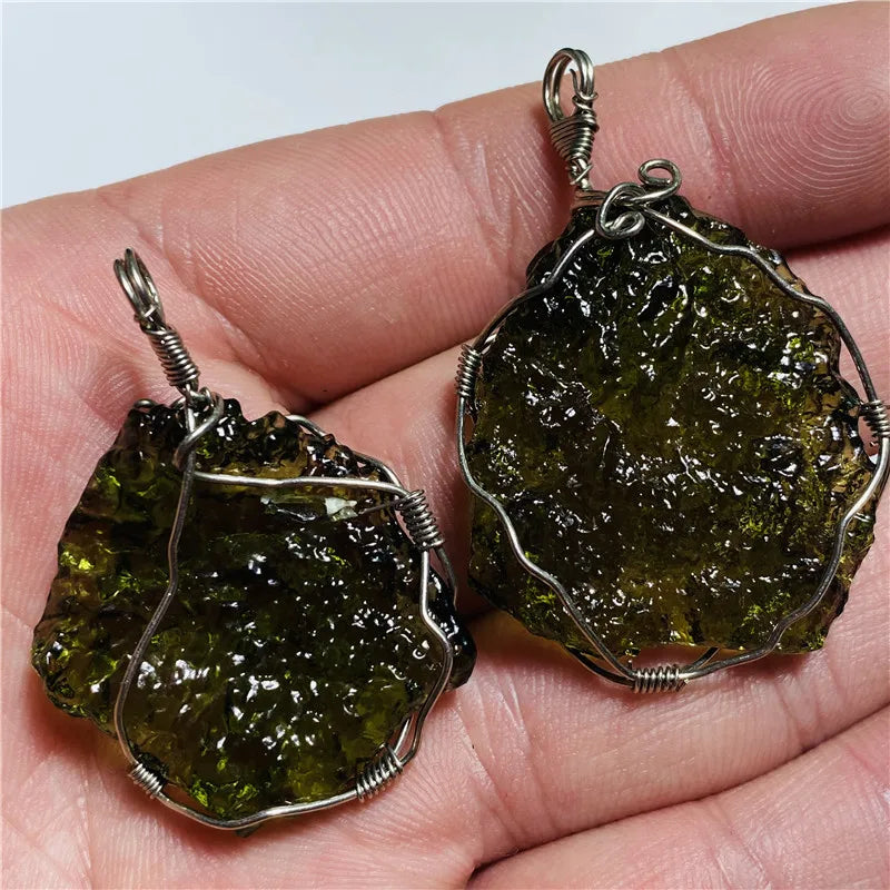 High Quality Moldavite Czech Meteorite Mineral Specimen Spiritual Healing Aerolite Crystal Energy Stone