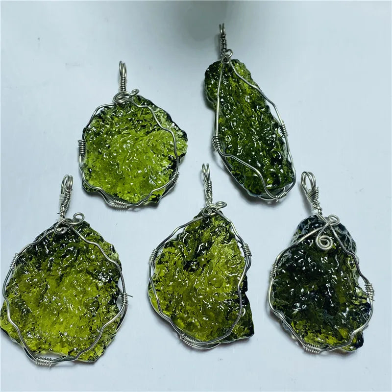 High Quality Moldavite Czech Meteorite Mineral Specimen Spiritual Healing Aerolite Crystal Energy Stone