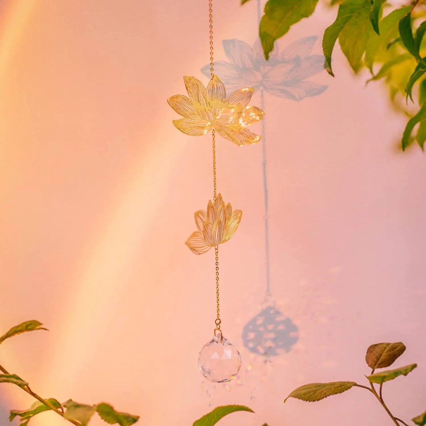 Crystal Prism Sun Catcher Hanging Decoration Lotus & Ginkgo Leaf Pendant Rainbow Chaser Home Garden Boho Window Art Dream Gift